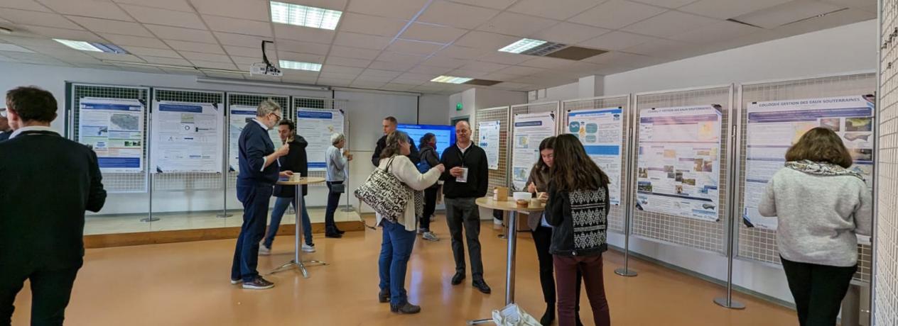 Salles posters du colloque gestion des eaux souterraines de l'ENSEGID