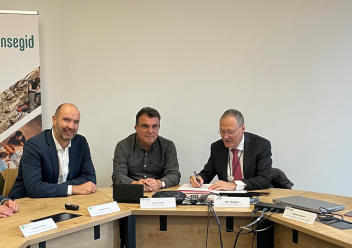 ignature d’un partenariat stratégique entre l’ENSEGID et l’APAVE : une alliance au service de l’innovation et de l’employabilité des étudiants